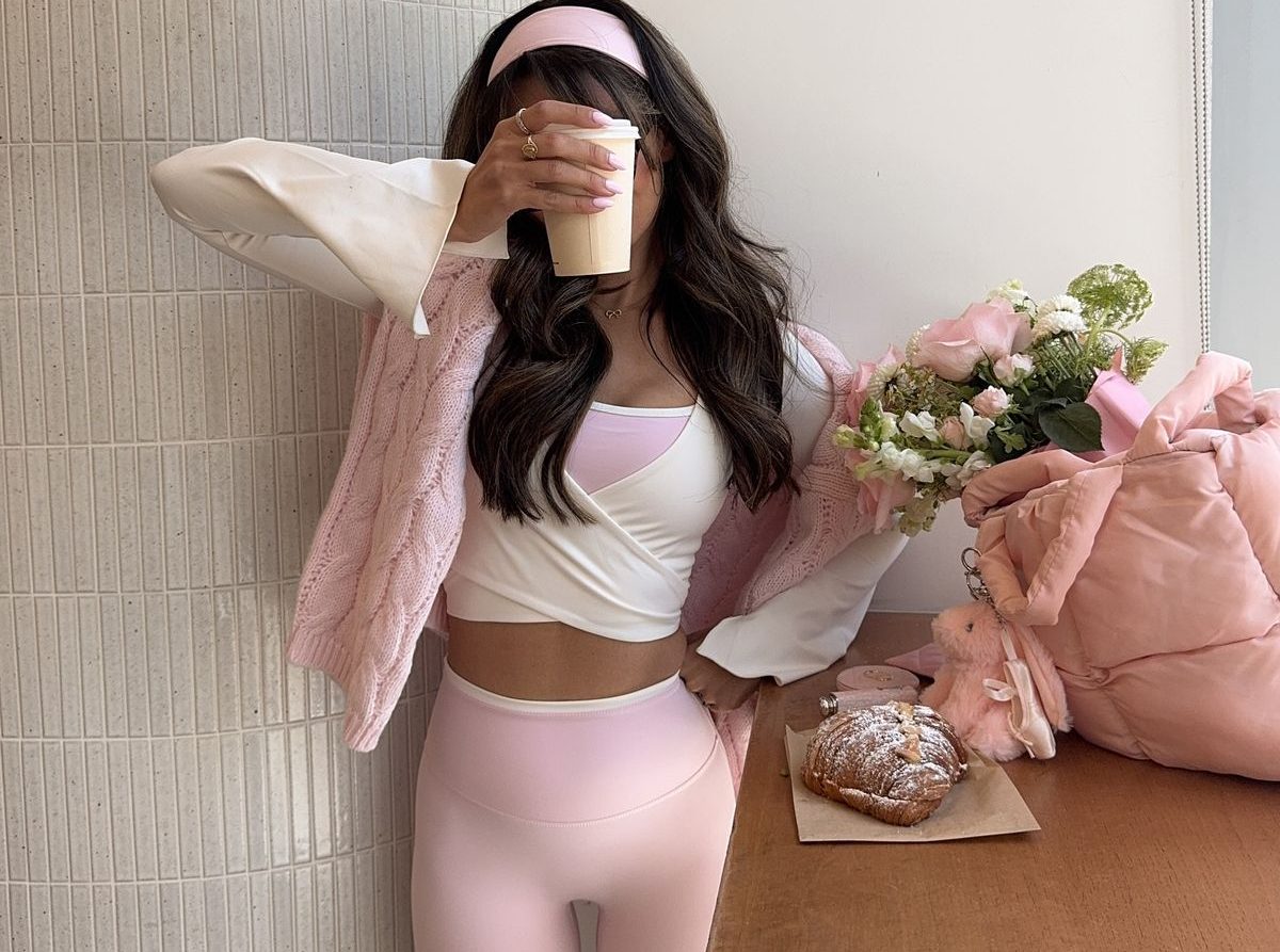 Sporty Pink: Kur Sporti Takohet me Feminitetin
